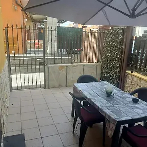 Delilah's House , Aeroporto di Catania Fontana Rossa Italia
