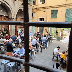Le Grazie Sopra I Tetti Genova